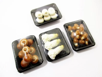 Dollhouse Miniature Food 4 Mixed Mini Mushroom Tray Supermarket Food Pack 16728 - Image 1 of 4