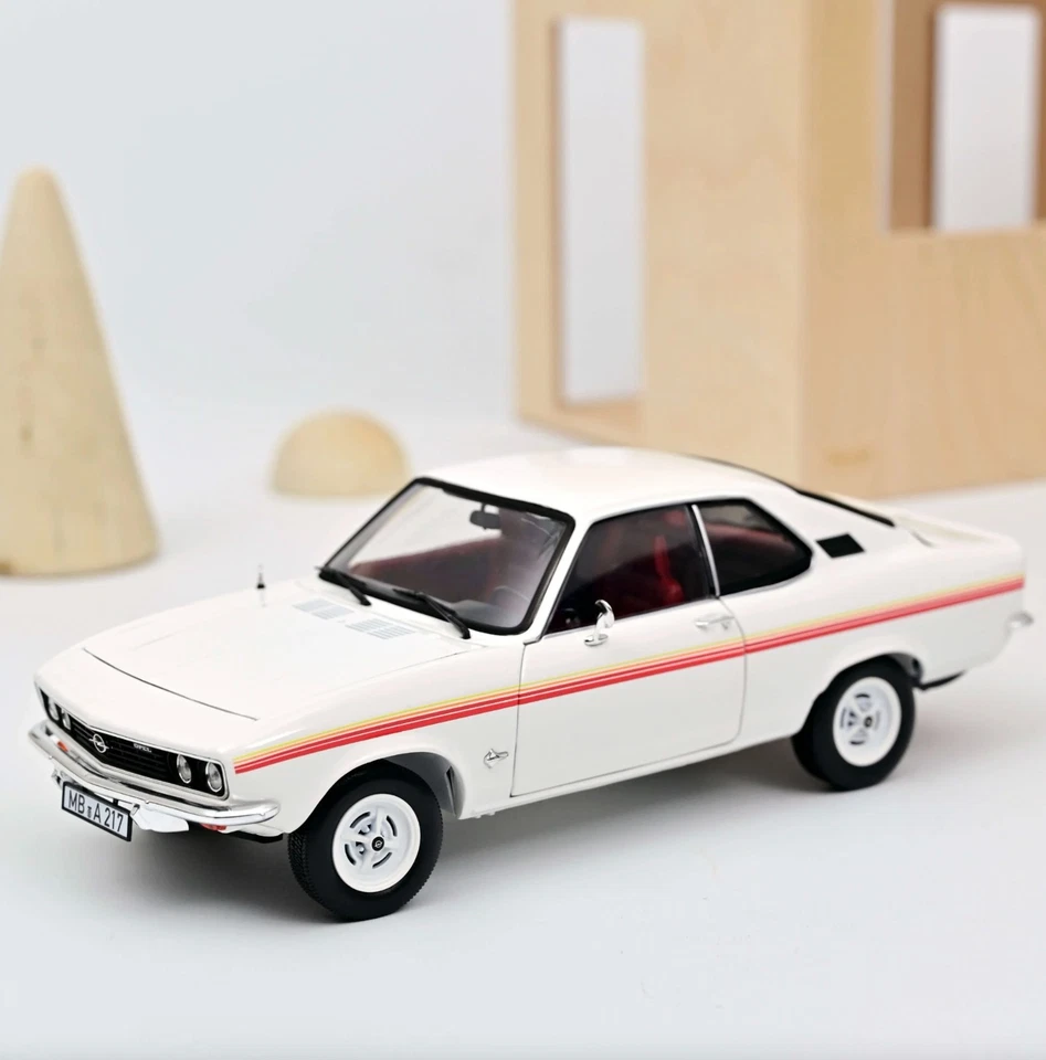 NOREV 1/18 (183637) -- OPEL MANTA SWINGER 1975 BLANC -- NEUF - Photo 1/1