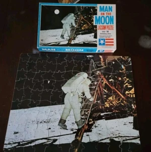 Saalfield Man on the Moon Jigsaw Puzzle BUZZ ALDRIN - Picture 1 of 7