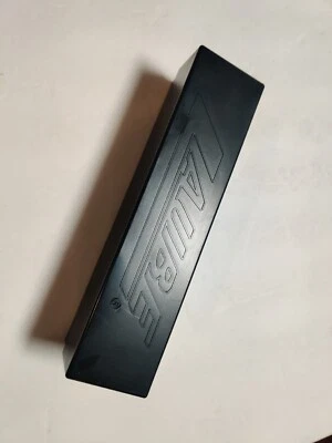 Estuche Laube Blade, Mini, Negro  Foto 1 de 4