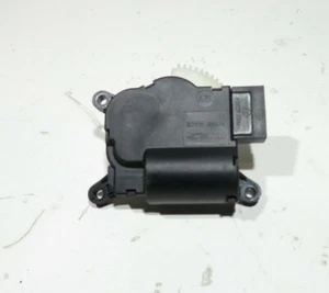 VAUXHALL CORSA 2015 MOTOR DE CONTROL DE ALETA DE CALEFACCIÓN P/N: 3093712 - Imagen 1 de 3