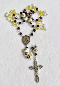 LOS ANGELES LAKERS ROSARY BASKETBALL GLASS BEAD NECKLACE COLLECTOR ORNAMENT NBA - Picture 1 of 8