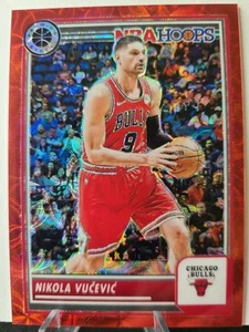 2023-24 Panini Hoops Premium Stock Nikola Vucevic #16 RED SCOPE PRIZM /88 - Bild 1 von 2