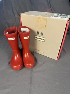 Hunter Red Rain Boots Girls Size 8Y New In Box - Picture 1 of 4