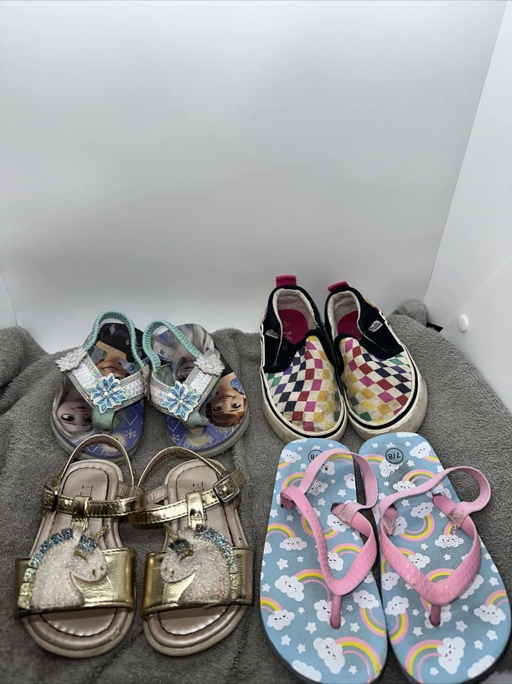 Lote de sandalias y chanclas zapatos niña pequeña Foto 1 de 4