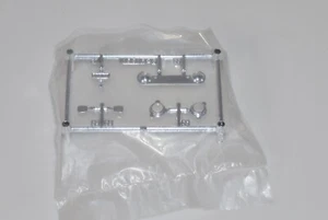 REVELL '03 JEEP WRANGLER 85-4501 ⭐PARTS⭐ CHROME HEADLIGHT BEZELS+MORE 1:25 - Picture 1 of 3