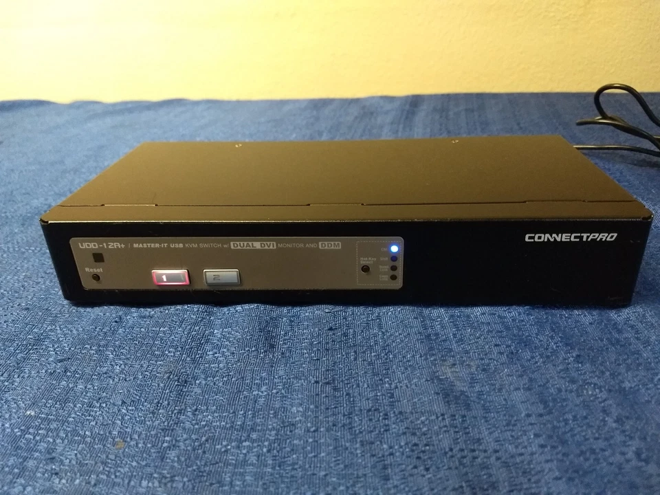 ConnectPro UDD-12A+ Master-IT USB KVM Switch - Image 1 of 4