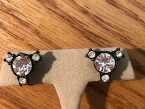 Vintage Ohrringe schwarz Metall und Strass Schraubverschluss - Bild 1 von 3