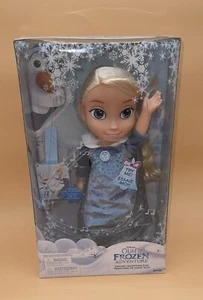 Disney Frozen Olaf’s Frozen Adventures Singing Traditions Elsa Puppe Neu 14 Zoll - Bild 1 von 5