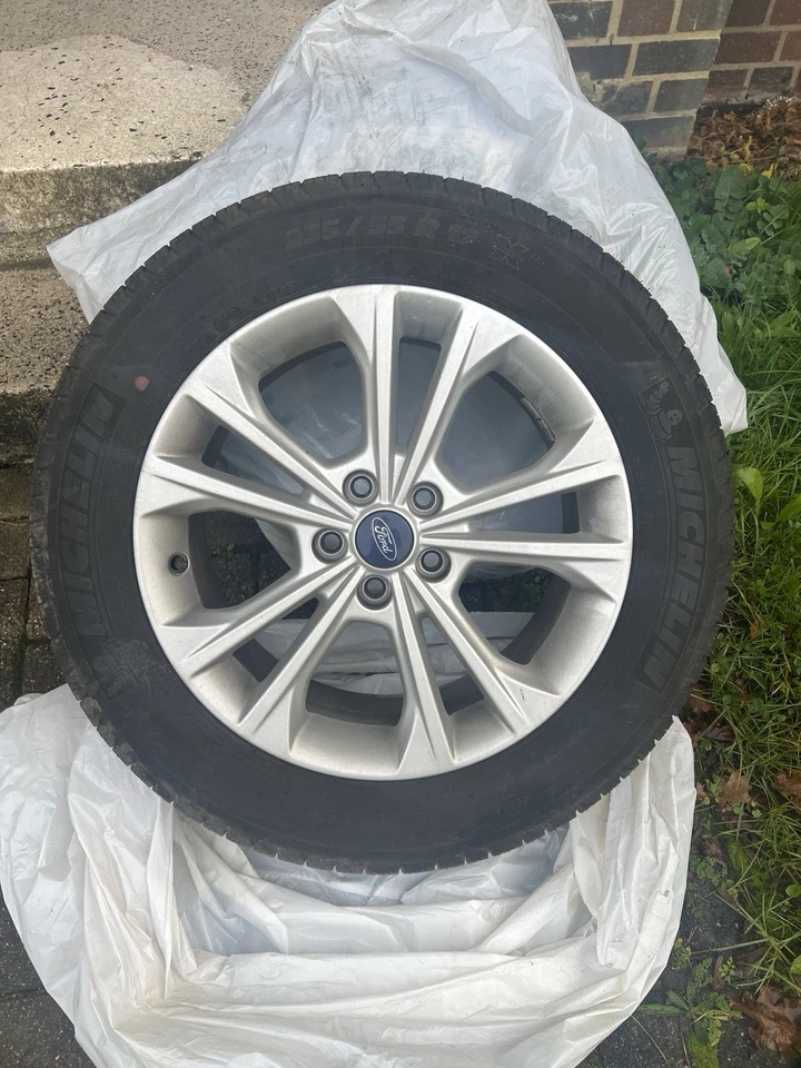 4× Ford Kuga Alufelgen 17 Zoll mit M+S Reifen 235/55 R17 guter Zustand - Bild 1 von 4