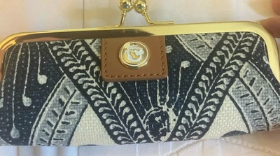 Spartina 449 Daufuski Island 蓝色 CoinPurse 亚麻皮革佩斯利吻锁小号 — 第 1/4 张图片