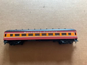 1 UNKNOWN SOUTHERN PACIFIC RR PASSENGER CARS - Picture 1 of 1