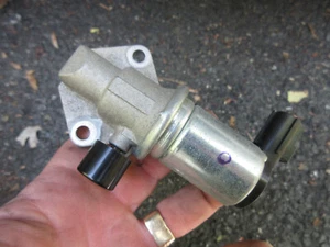 NEW OEM Ford 5FDE-9F715-DA Fuel Injection Idle Air Control Valve Motorcraft - Foto 1 di 4