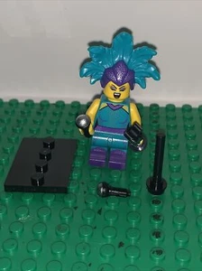 Lego Minifiguren Serie 21 Kabarett Sänger - Bild 1 von 2