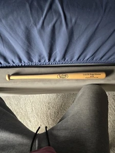 Vintage 2002 Mini 125 Louisville Slugger Museum Baseball Ball 16" lang - Bild 1 von 3