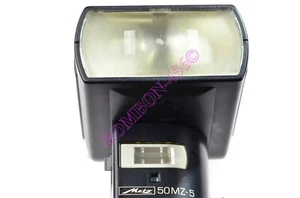 METZ 50MZ-5 HANDLE MOUNT FLASH - Picture 1 of 6