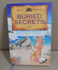BURIED SECRETS  Annie's Museum of Mysteries 2022  Sophie Harper HB DJ VGC - Picture 1 of 10