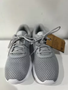 Nike Unisex Tanjun Wolf Grey White 9.5 - Picture 1 of 5