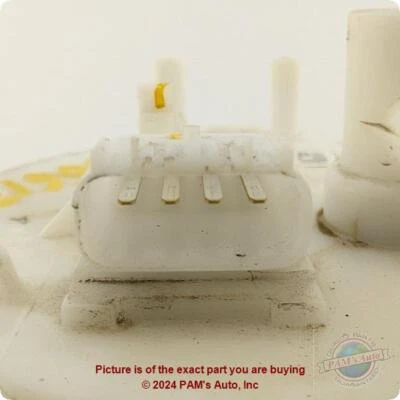 Bomba de combustible usada se adapta a: Chevrolet Trax 2016 conjunto de bomba tracción delantera grado A Foto 1 de 4