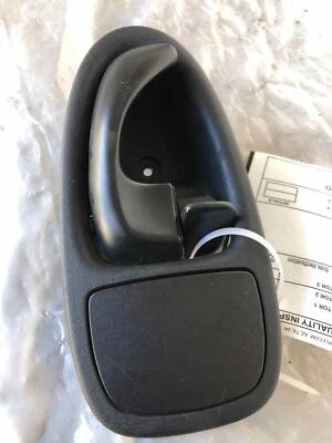 1996 - 2002 SATURN S SERIES SL1 Front Door Handle Inside Passenger Right Side RH - Image 1 of 4