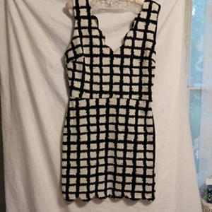 Banjul Mini dress Sleeveless Black/White fully lined size large peekaboo back. - Picture 1 of 4
