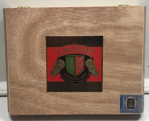 Nice! Chavon Toro Maduro Empty Wood Cigar Box Dominican Republic Handmade Wooden - Picture 1 of 9