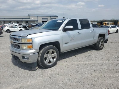 Conjunto de filtro de aire usado se adapta a: camioneta Chevrolet Silverado 1500 2014 sin alta ca Foto 1 de 4