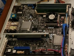 Datto | Siris S3P4000 | Xeon @ 2,10GHz | 48Gb PC4 Mainboard nur mit Proc & Ram - Bild 1 von 1