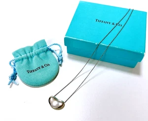 Ciondolo fagiolo grande argento 925 TIFFANY & Co Elsa Peretti con sacchetto e scatola Giappone - Foto 1 di 12