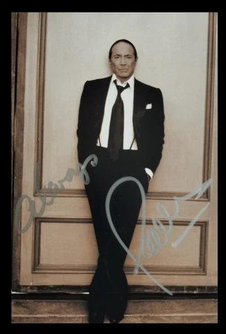 134.CANADIAN - AMERICAN SINGER PAUL ANKA SIGNED  PHOTO 4" X 6" Cover