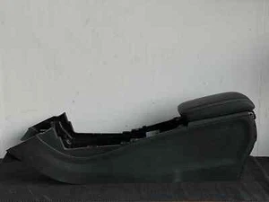Mercedes CLA250 W117 2014-2017 consola central reposabrazos reposabrazos cubierta OEM - Imagen 1 de 11