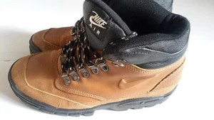  Nike Air Herren Größe 8,5 US Braun Leder Wandern Outdoor Stiefel 950496? gebraucht - Bild 1 von 12