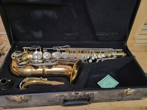 Vielversprechendes Vito Leblanc Altsaxophon ungetestet - Bild 1 von 8