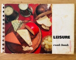 LEISURE COOK BOOK - Pub. ALLIED IRONFOUNDERS LTD - P/B  - Picture 1 of 1