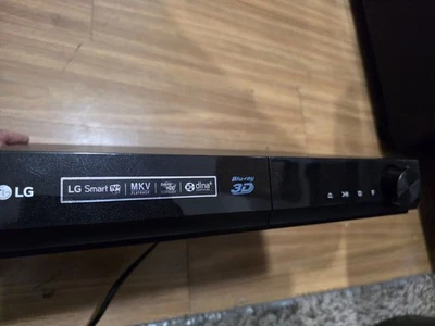 LG LHB336 Network 3D Blu-Ray 150W Home Theater Player Tested *No Remote - Image 1 of 4
