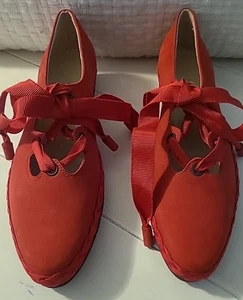 Salvatore Ferragamo Boutique Red leather Tie shoes Women's Size 8 2A - Picture 1 of 10