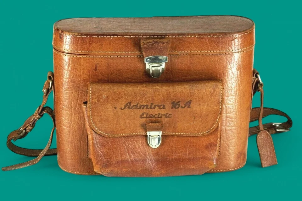 Estuche de cuero vintage bolso para cámara de cine Admira Electric 16a Meopta Foto 1 de 4