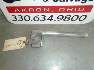 94 KAWASAKI ZX 750 R ZX750R RIGHT HANDLEBAR - Picture 1 of 1