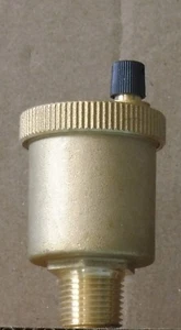Caleffi Air Vent Check Valve - 1/2" NPT - P/N 502040A - Picture 1 of 2