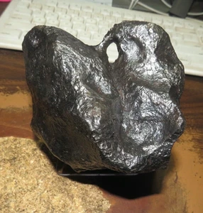 4418 GM CAMPO DEL CIELO METEORITE MUSEUM GRADE 10 LBS HUGE BURN HOLE - Picture 1 of 10