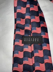 BERGAMO NEW YORK Men’s Dark Blue Neck Tie With AMERICAN FLAGS PRINT 4” X 58.5” - Picture 1 of 11