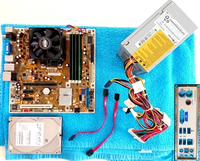 Lotto scheda madre - CPU AMD dual core AM2 - Ram - HDD - Alimentatore 300W - Immagine 1 di 4