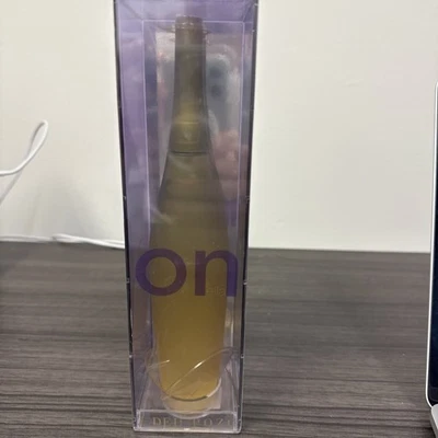 On Ella por J. Del Pozo 3,4 OZ eau de toilette spray para mujer sellado Foto 1 de 2