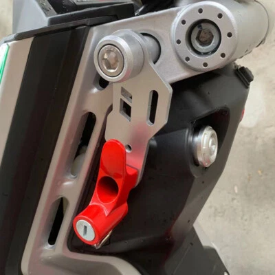 Helmet lock Hook lock red For Italjet Dragster 200 125 - Imagen 1 de 2