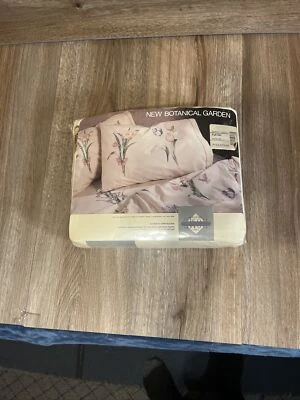 New Vintage The Home Collection JC Penny Full Sheet Set New Botanical Set - Image 1 of 4