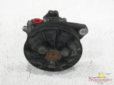 BMW 528i 2008 bomba de dirección asistida Foto 1 de 4