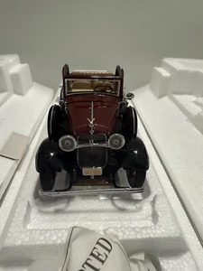Franklin Mint 1932 Ford Bonnie & Clyde Convertible Sedan 1:24 See Pictures! - Picture 1 of 12