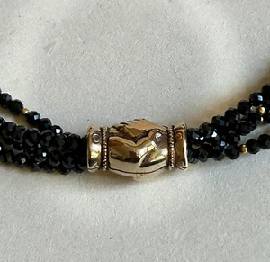 Kette Collier Spinell schwarz Schaumgold (Biedermeier) Hände Goldkugeln - Bild 1 von 5