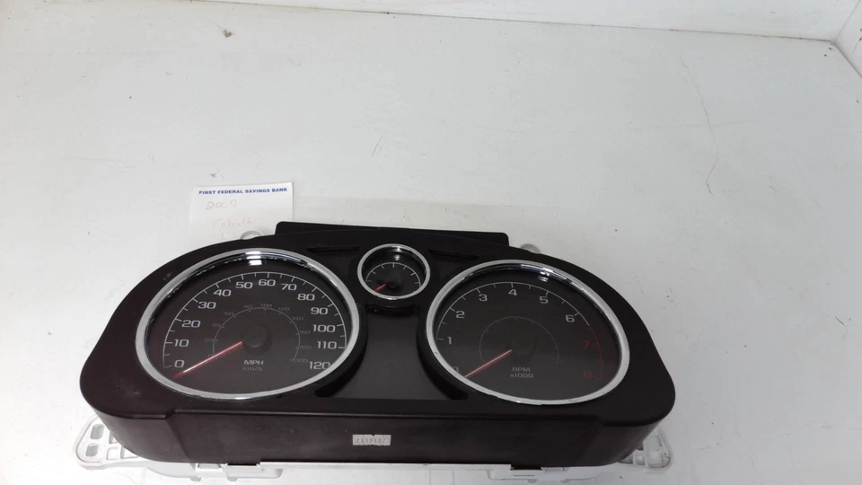  2007 Chevrolet Cobalt Instrument Cluster 15908167 - Image 1 of 4