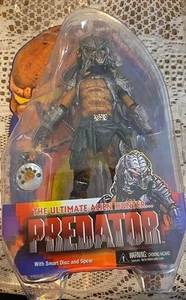 Figura de acción NECA Predator serie 13 Cracked Tusk Predator escala 7*leer* - Imagen 1 de 6
